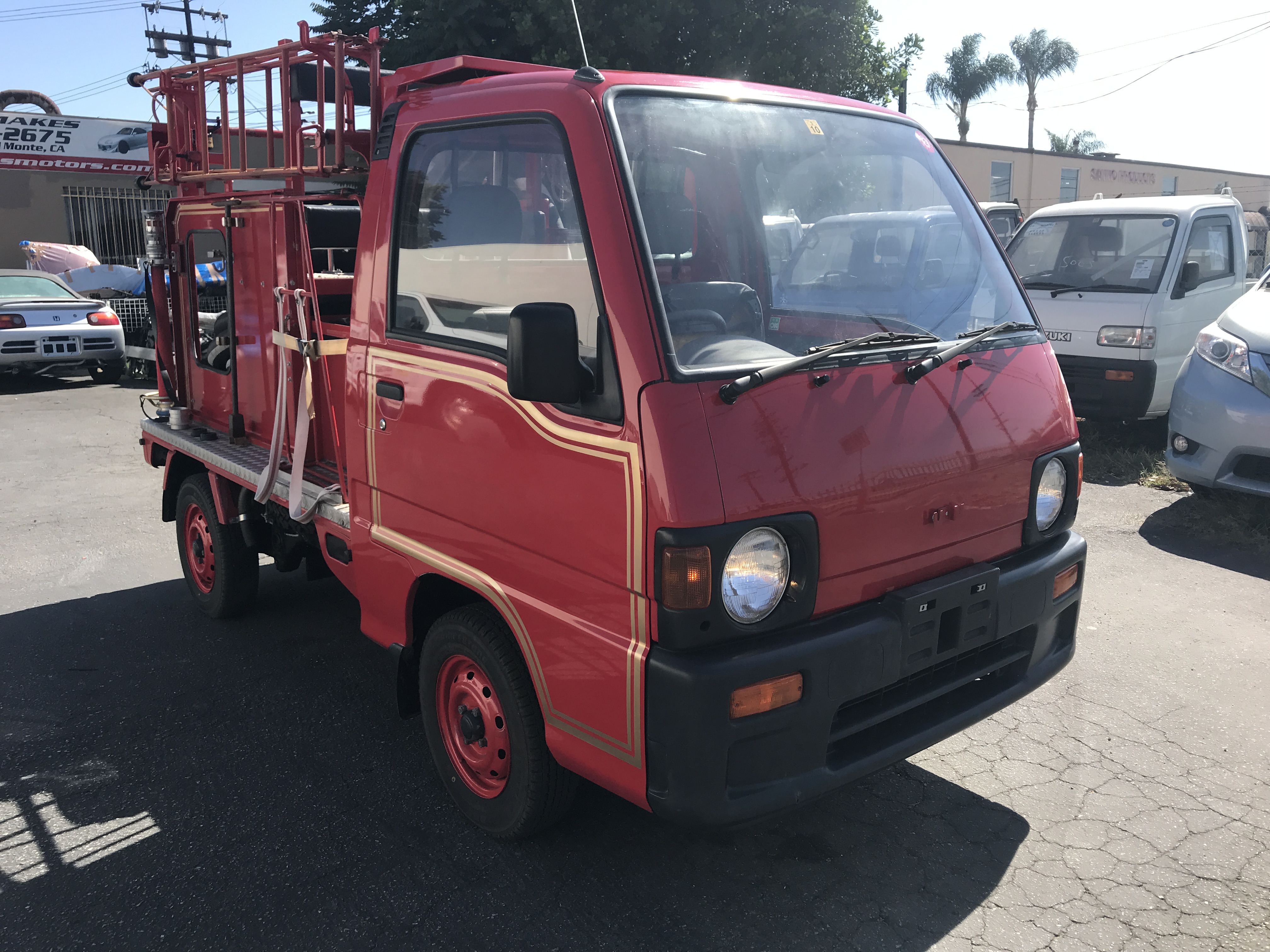 Subaru sambar truck