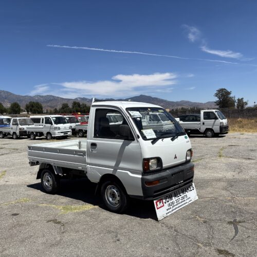 1994 Mitsubishi Minicab 4MT Part-Time 4WD 2Hi-4Hi-4Low 660CC 54000 mi